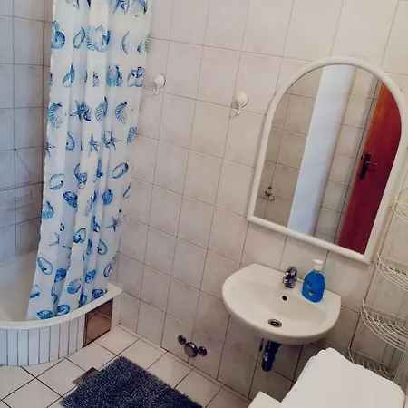 Apartment Saric Vrsine